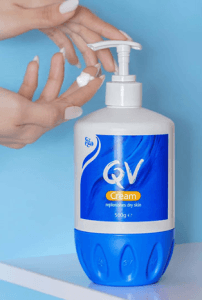 کرم آبرسان مرطوب کننده پوست خشک کیو وی | پمپی ا QV Cream